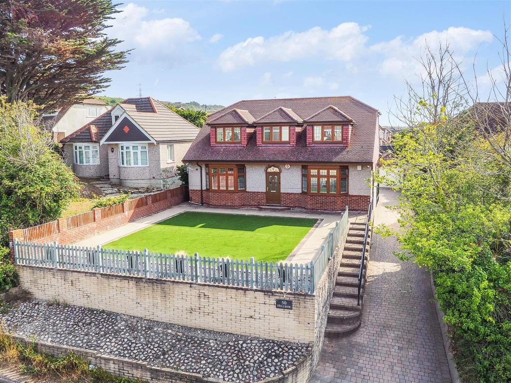 Hill Road, Portchester 4 bed detached house £950,000