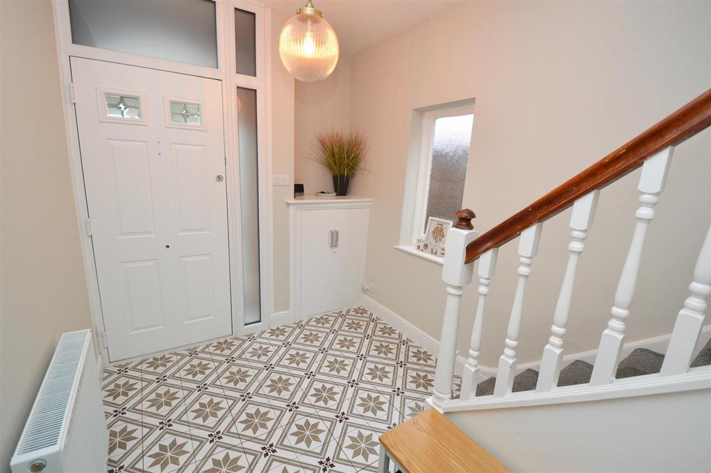 Stanley Drive, Leicester 4 bed semidetached house £430,000
