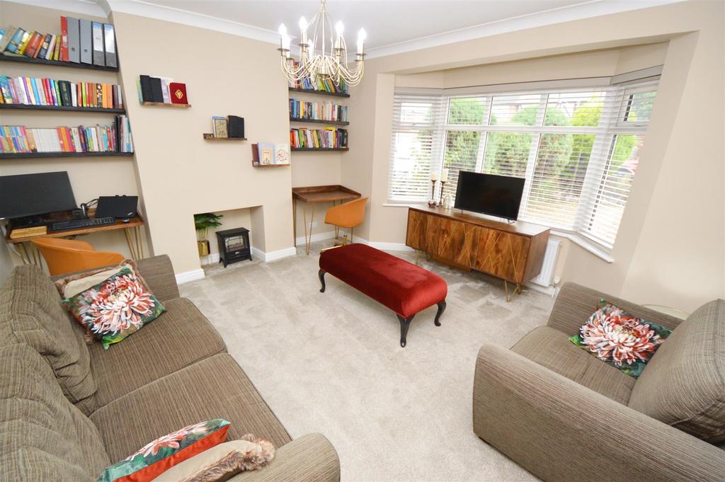 Stanley Drive, Leicester 4 bed semidetached house £430,000