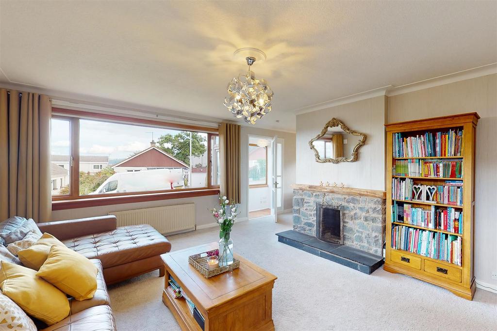 27 Muirfield, Perth 3 bed bungalow £267,500