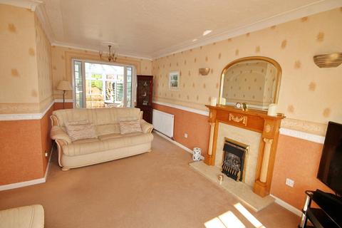 1 Gawsworth, Tamworth, B79 7UH