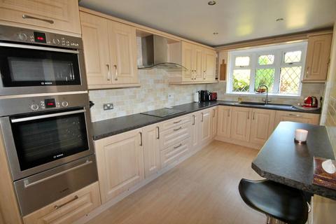 1 Gawsworth, Tamworth, B79 7UH