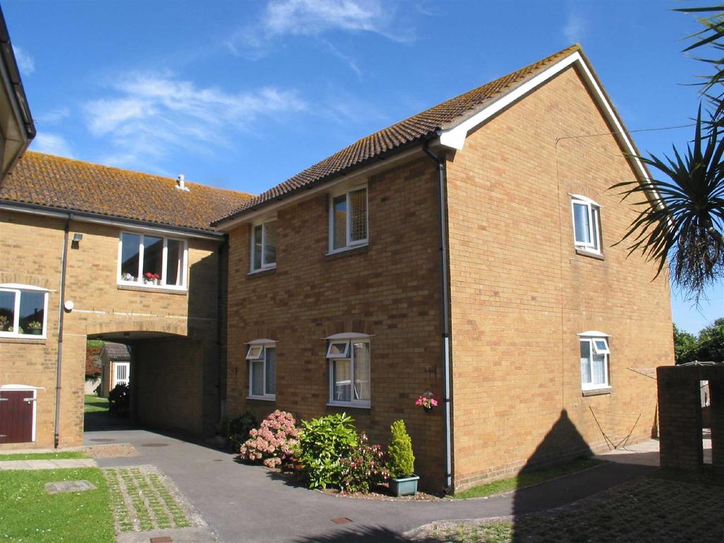 Poundsgate Close, Brixham 2 bed flat £85,000
