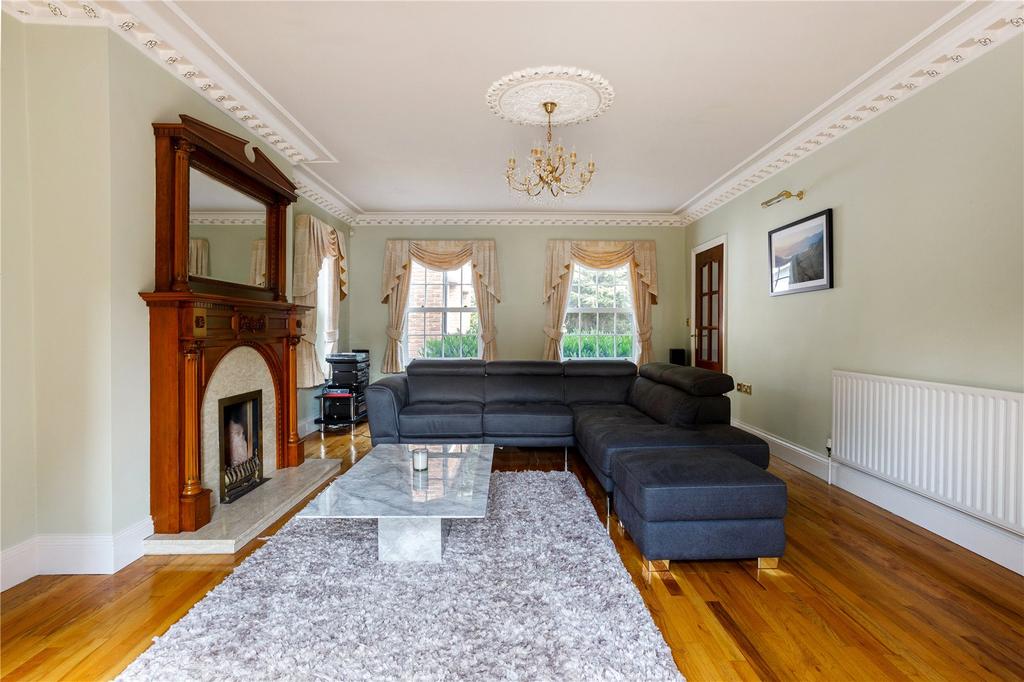 Waithe Beck Lodge, Barton Street, Hatcliffe, Grimsby, DN37 6 bed