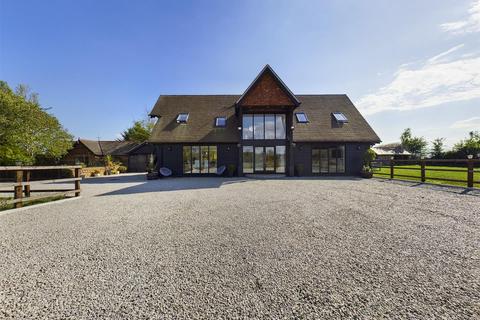 3 bedroom barn conversion for sale - Ratcliffe Highway, St. Mary Hoo, Rochester