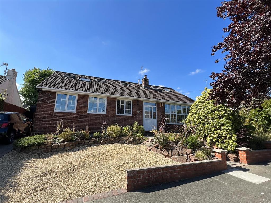 Andrews Walk, Heswall, Wirral 5 bed detached bungalow for sale £500,000