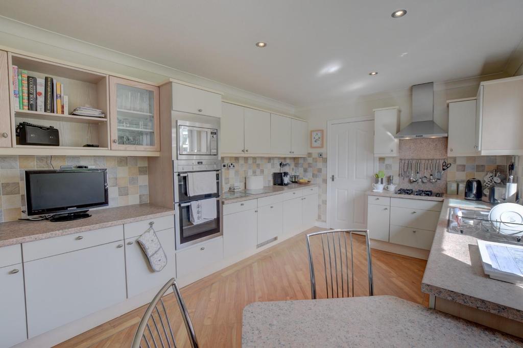 Borrowdale Drive, Burnley 3 bed detached bungalow for sale £320,000