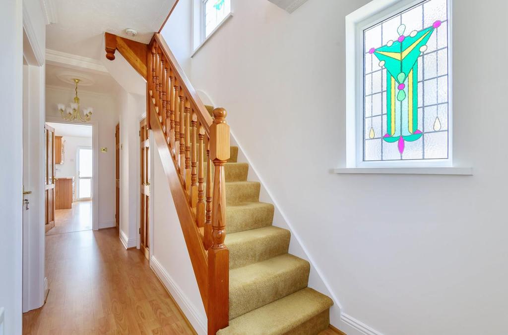 Harlech Crescent, Tycoch, Swansea 3 bed semidetached house £295,000