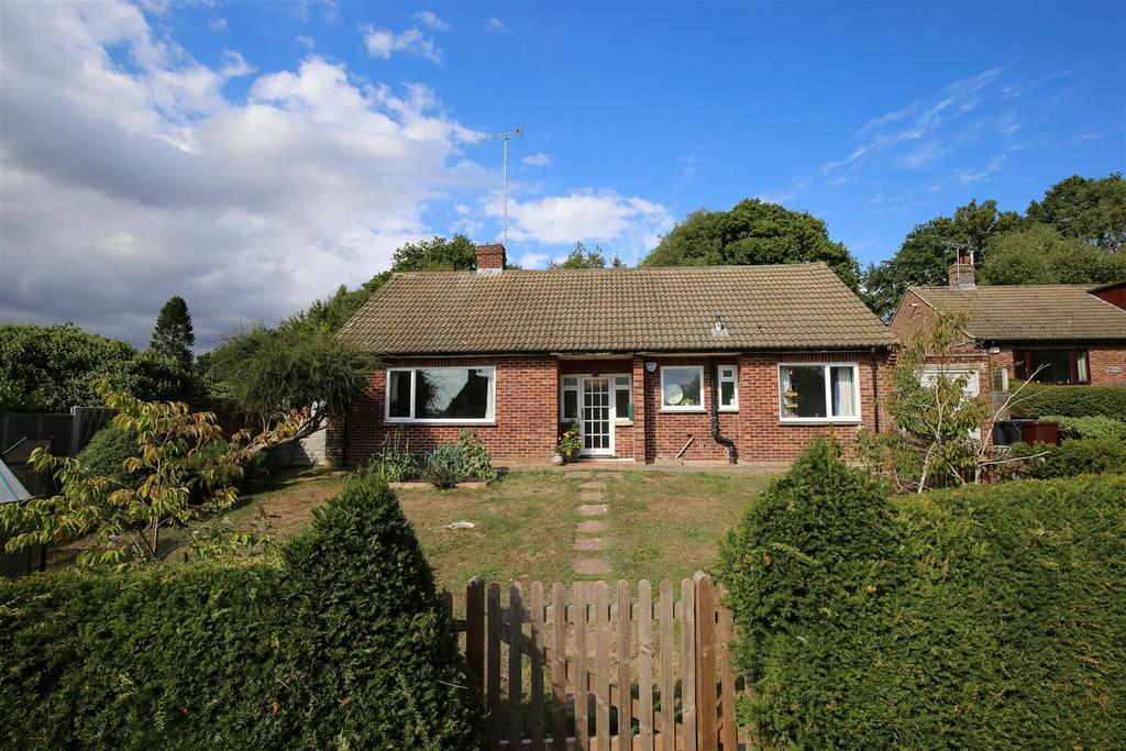 St. Marys Close, Platt, Sevenoaks 4 bed detached bungalow for sale £