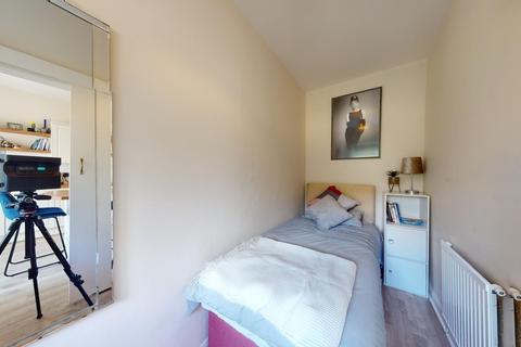 2 bedroom apartment for sale - Radnor Park West, Folkestone