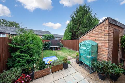 3 bedroom terraced house for sale - Lincoln Close, Dunstable