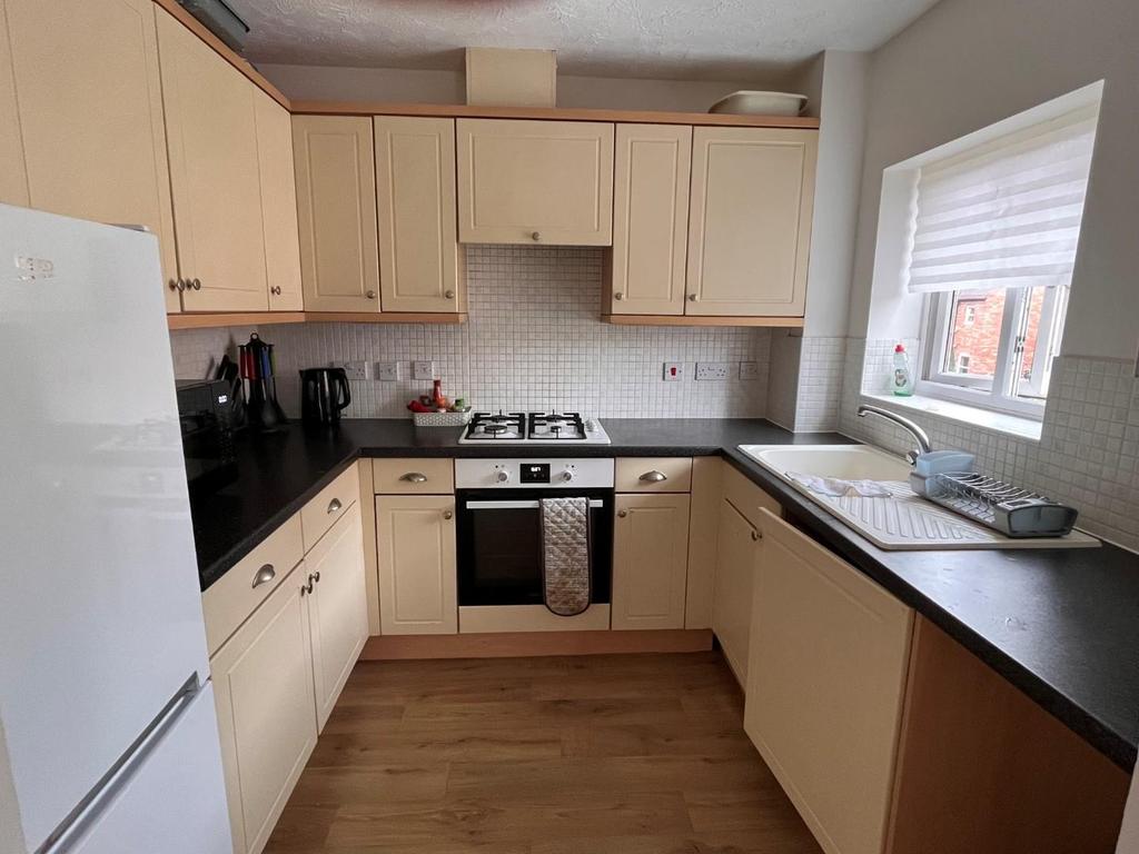 Amis Way, StratfordUponAvon 2 bed coach house £900 pcm (£208 pw)