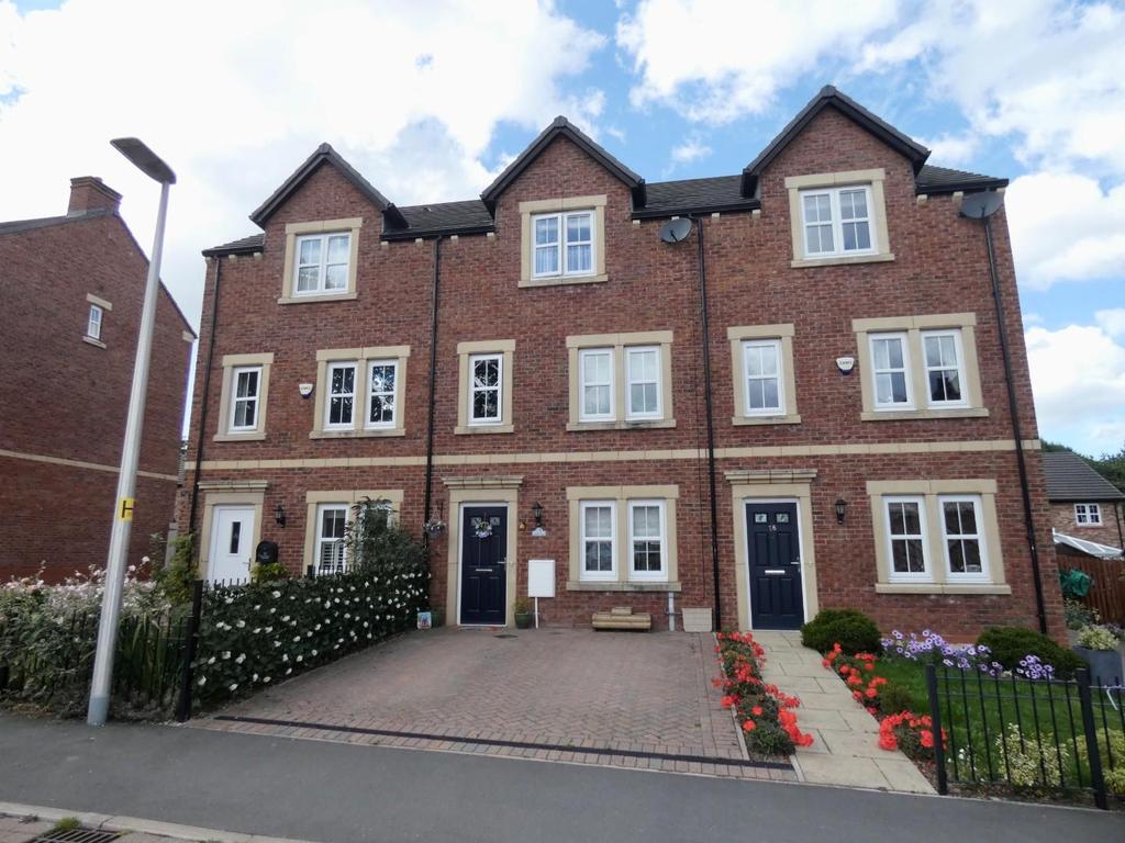 Southwell Square, Carlisle, CA2 4TD 3 bed terraced house £200,000