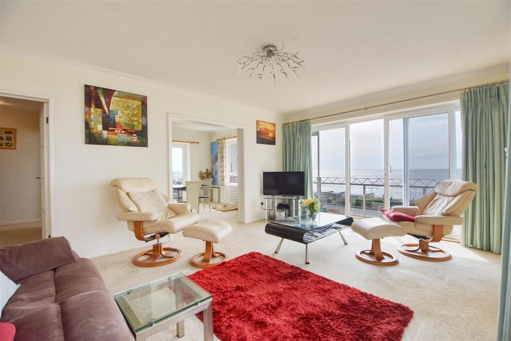 West Parade, BexhillOnSea 3 bed flat for sale £480,000