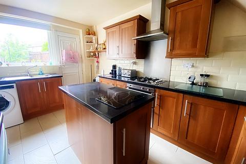 39 Devonshire Drive, Holystone, Newcastle Upon Tyne, NE27 0DF
