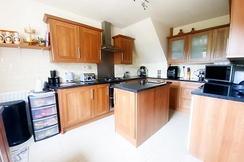 39 Devonshire Drive, Holystone, Newcastle Upon Tyne, NE27 0DF
