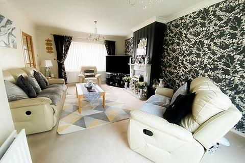 39 Devonshire Drive, Holystone, Newcastle Upon Tyne, NE27 0DF