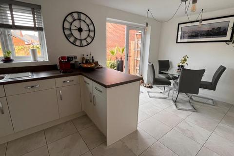 37 Bailey Avenue, Meon Vale, Stratford-upon-avon, CV37 8QW