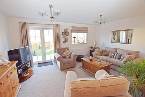 5 Boot Hill Drive, Rainham, Gillingham, ME8 7FD