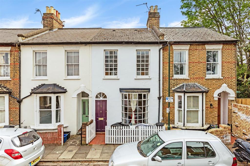 Princes Road, East Sheen, SW14 2 bed cottage for sale £769,500