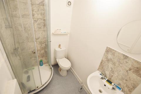 187a Vicarage Lane, London, E15 4HJ
