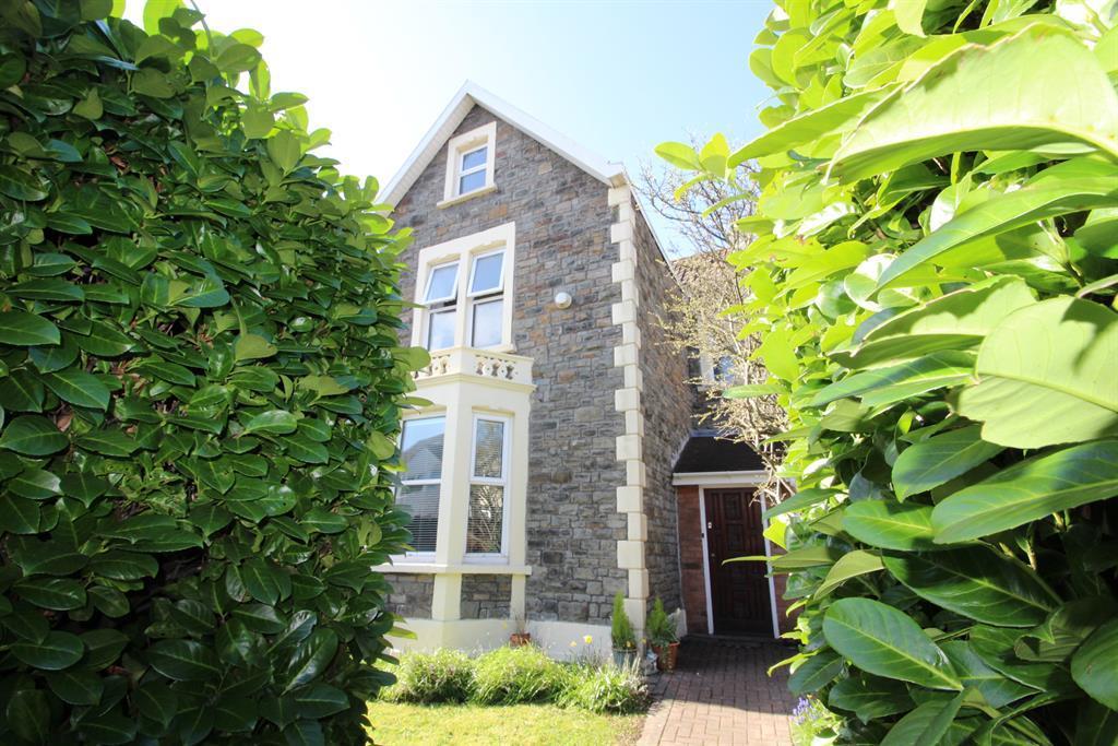 Oldbury Court Road, Bristol, BS16 2HH 5 bed semidetached house £550,000