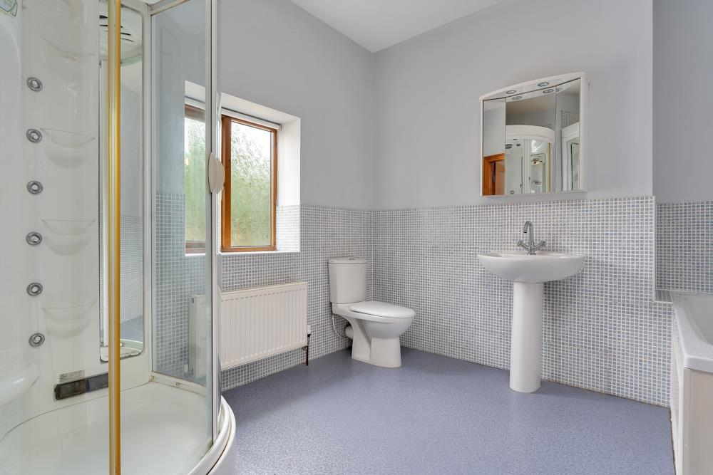 Ensuite bathroom