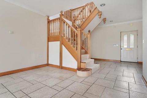 4 West Meadows, Allington, Grantham, NG32 2ET