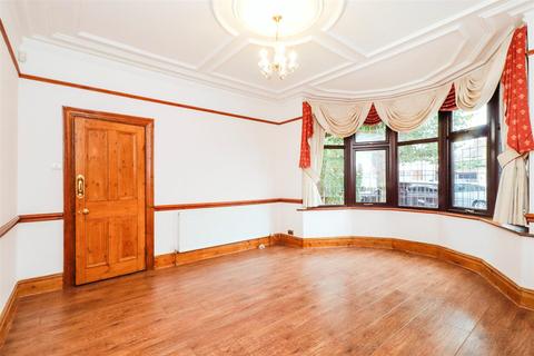 4 bedroom house for sale - Douglas Road, North Chingford