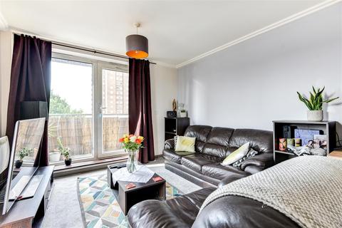 1 bedroom flat for sale - Kingscote Way, Brighton