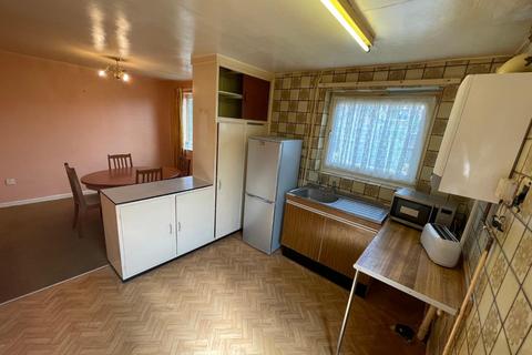 10 Berry Close, Earls Barton, Northampton, NN6 0HU