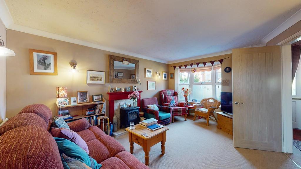 Ivory Close, Faversham 3 bed detached house £359,950