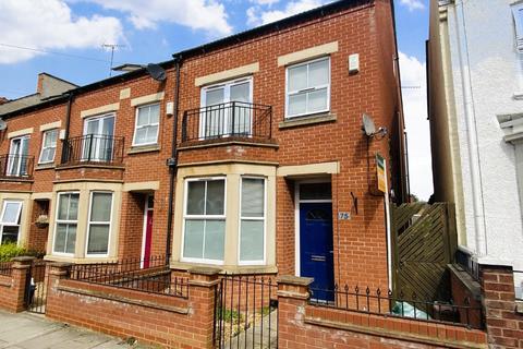 75 Moore Street, Northampton, NN2 7HU