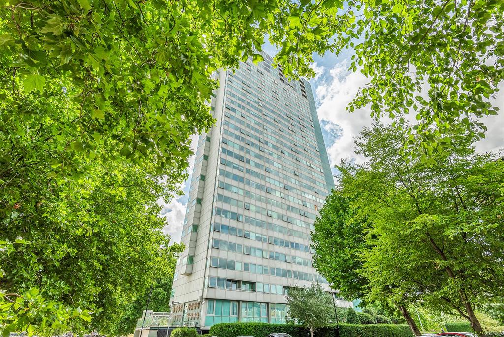 Beard Road, Deptford 2 bed apartment £400,000