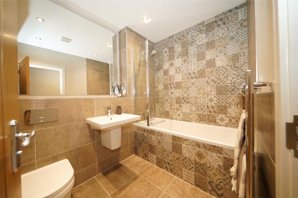 Bathroom2