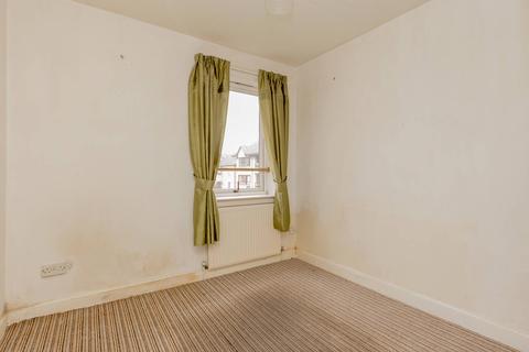 16/8 Craigend Park, Edinburgh, EH16 5XX