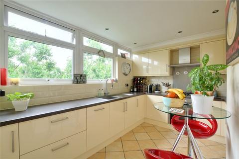 23 Sweyn Place, London, SE3 0EZ