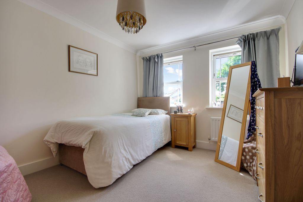 Bedroom 3 (Double)