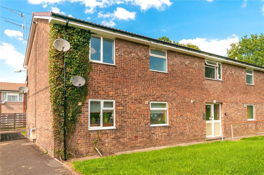 Min Y Rhos, Ystradgynlais, Swansea, West SA9 2 bed apartment