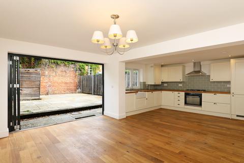 22 New Road, Brentford, TW8 0NX