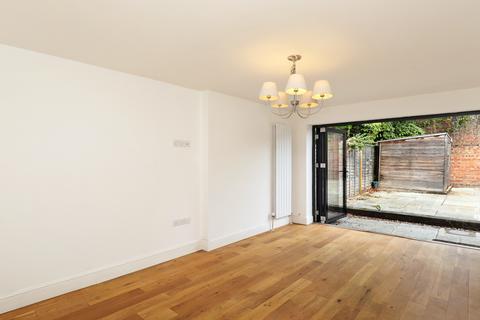 22 New Road, Brentford, TW8 0NX