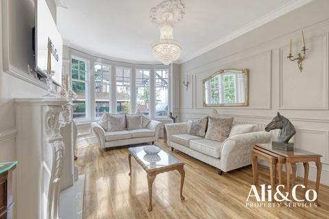 4 bedroom detached house for sale, Park House, Park View Gardens, Grays