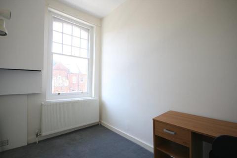 2 bedroom apartment to rent, Comeragh Road, W14