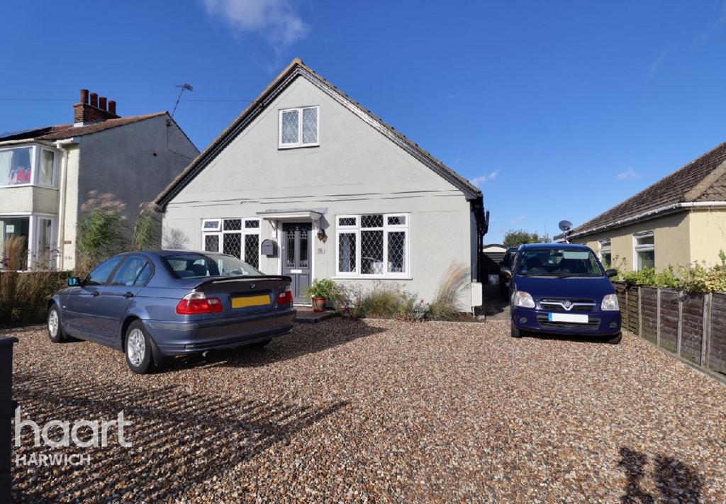 Main Road, Harwich 3 bed chalet £395,000