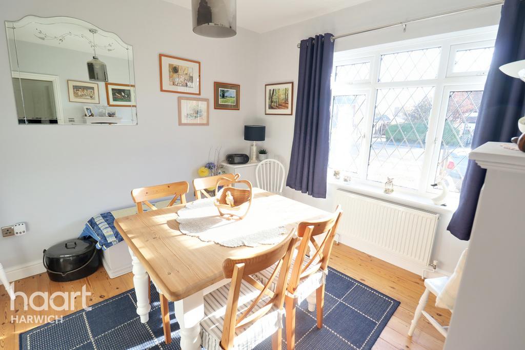 Main Road, Harwich 3 bed chalet £395,000