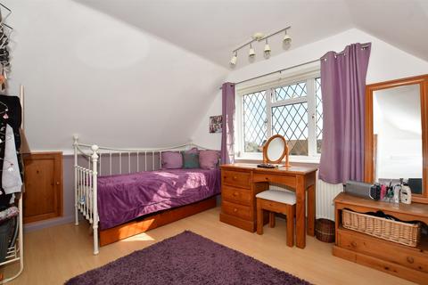 5 bedroom detached house for sale, Leonard Road, Greatstone, Kent