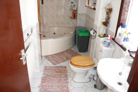 144 Stokes Road, London, E6 3SE