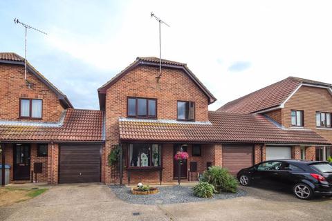 4 bedroom house for sale, Fordwich Place, Sandwich