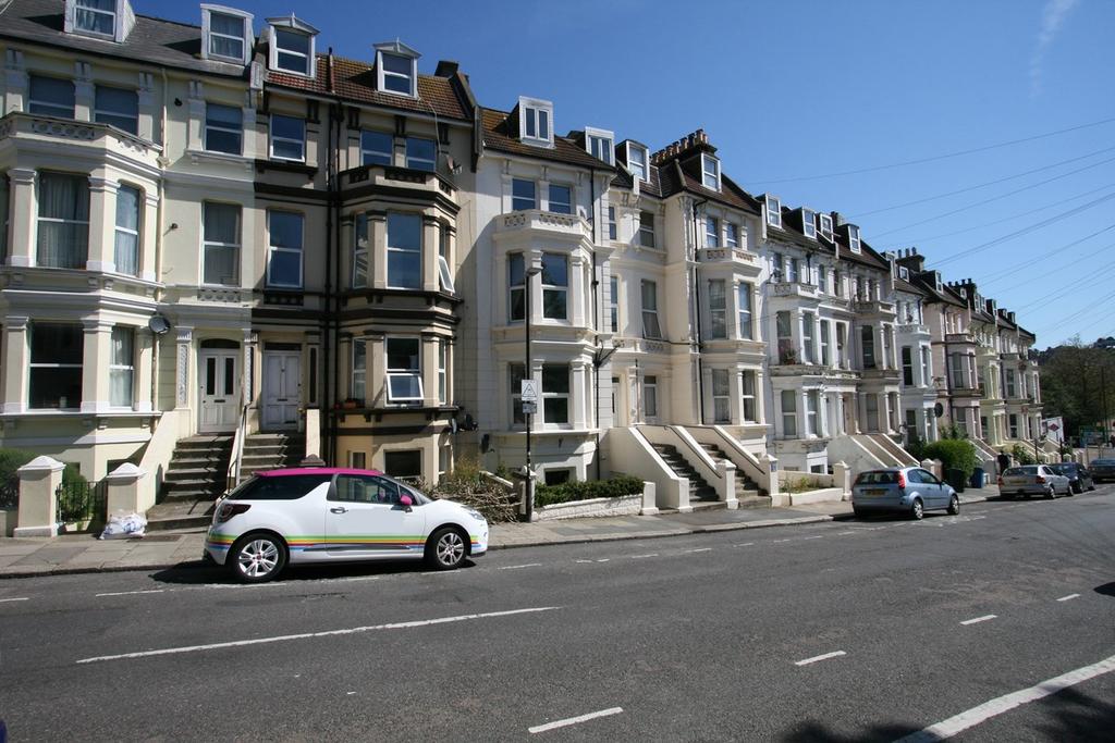 Cornwallis Terrace, Hastings, TN34 1 bed ground floor flat £650 pcm