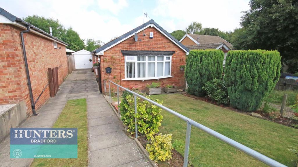 Hunters Park Avenue, Clayton, Bradford 2 bed detached bungalow £180,000